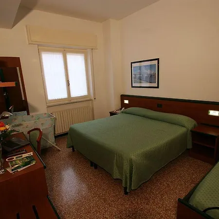 Adriana Hotel 3*